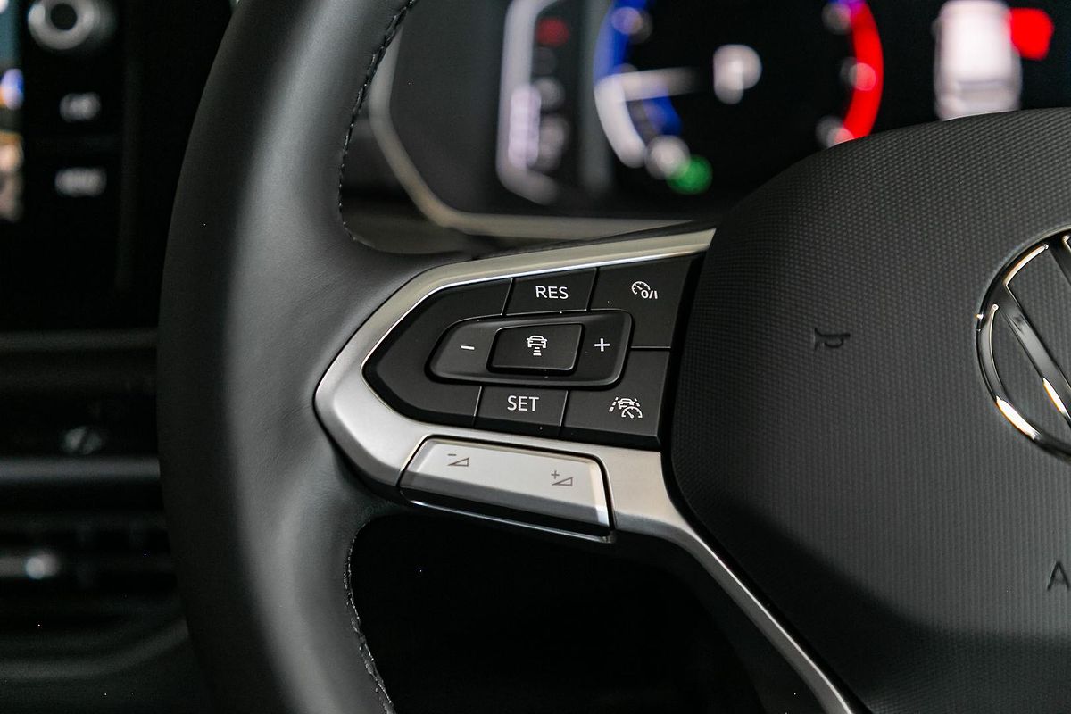 2025 Volkswagen T-Cross 85TSI R-Line D31