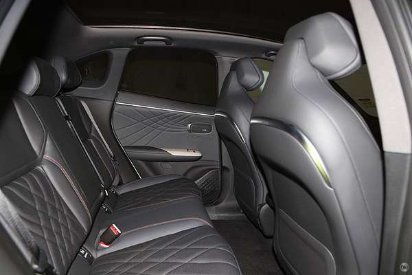 2024 Deepal S07