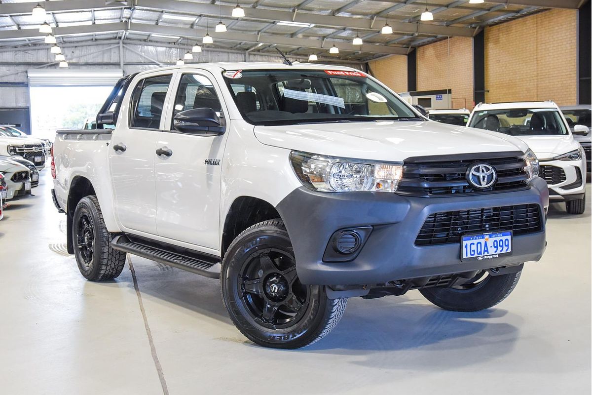 2018 Toyota Hilux Workmate GUN125R 4X4