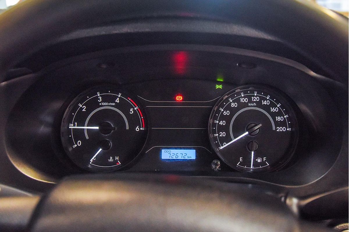 2018 Toyota Hilux Workmate GUN125R 4X4