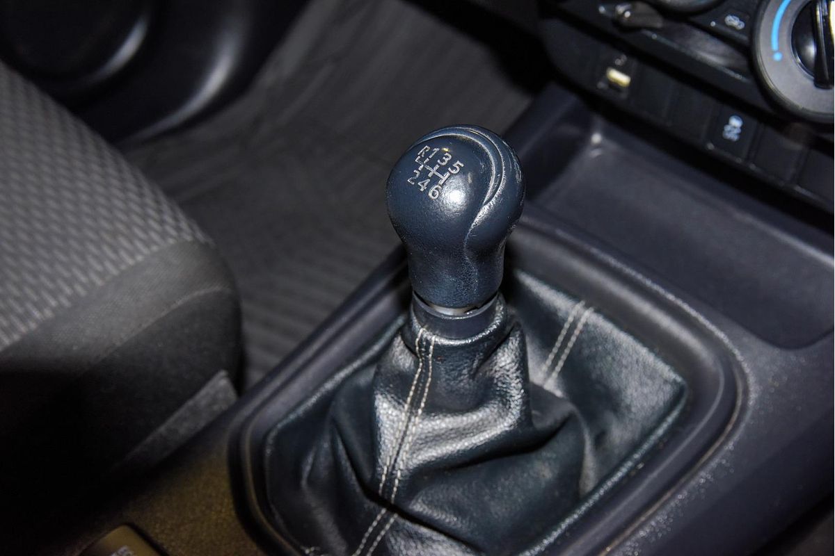 2018 Toyota Hilux Workmate GUN125R 4X4