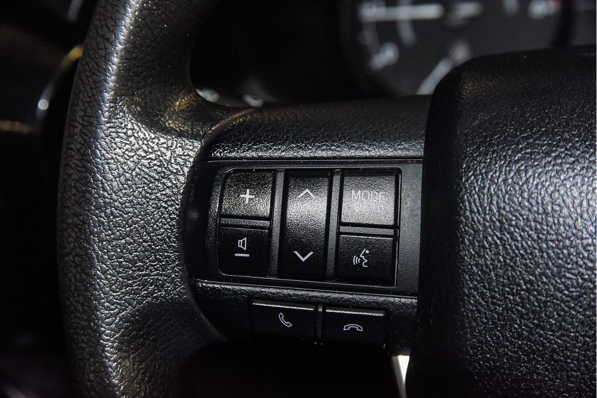 2018 Toyota Hilux Workmate GUN125R 4X4
