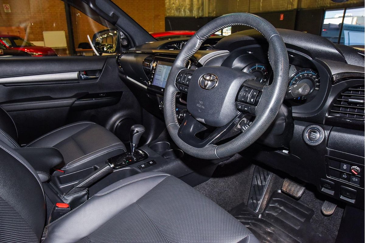 2021 Toyota Hilux Rugged X GUN126R 4X4