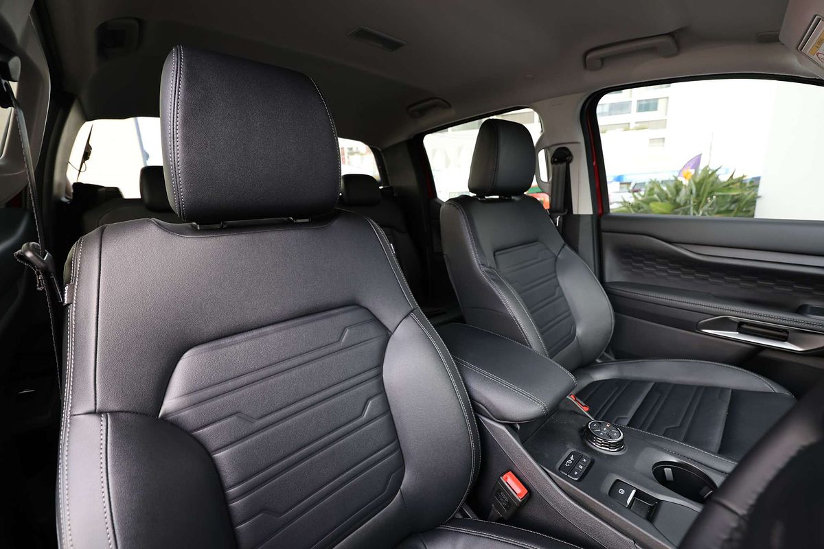 2025 Ford Ranger PHEV Sport  4X4 2.3L