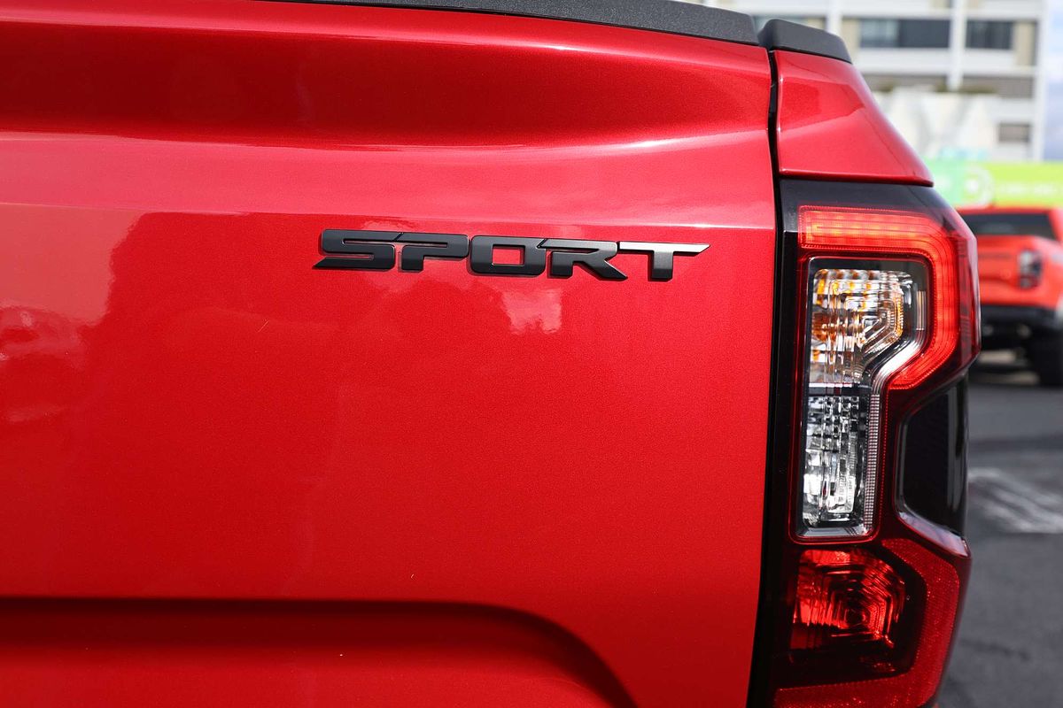 2025 Ford Ranger PHEV Sport  4X4 2.3L