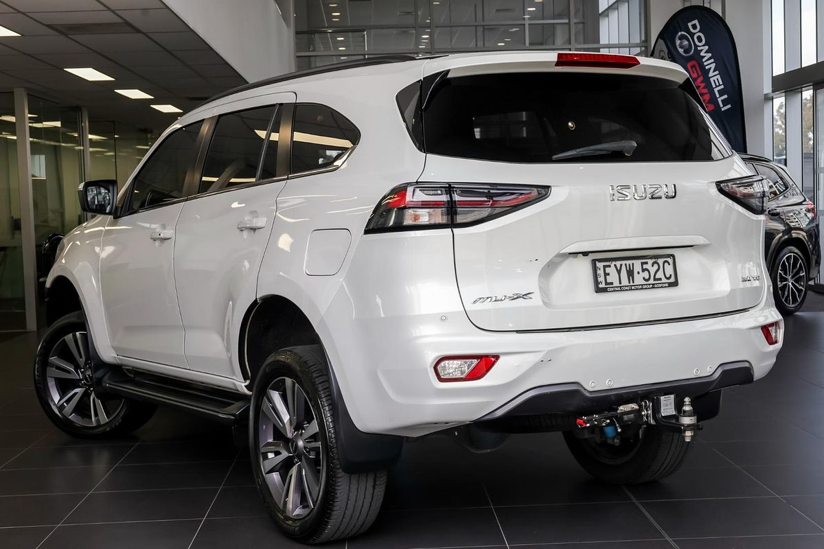 2023 Isuzu MU-X LS-T