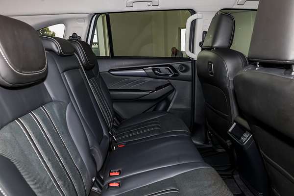 2023 Isuzu MU-X LS-T