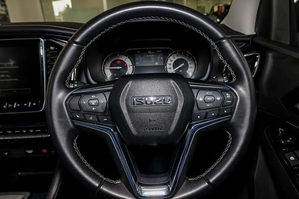 2023 Isuzu MU-X LS-T