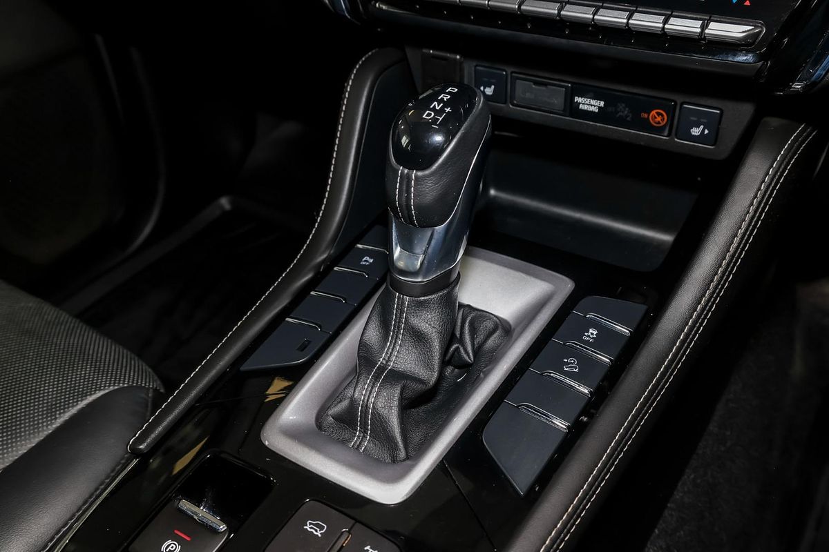 2023 Isuzu MU-X LS-T