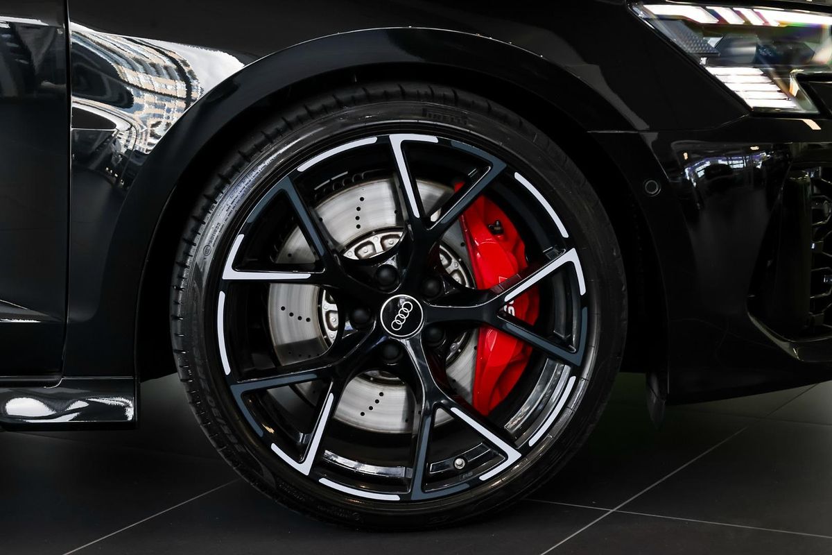 2024 Audi RS3 GY