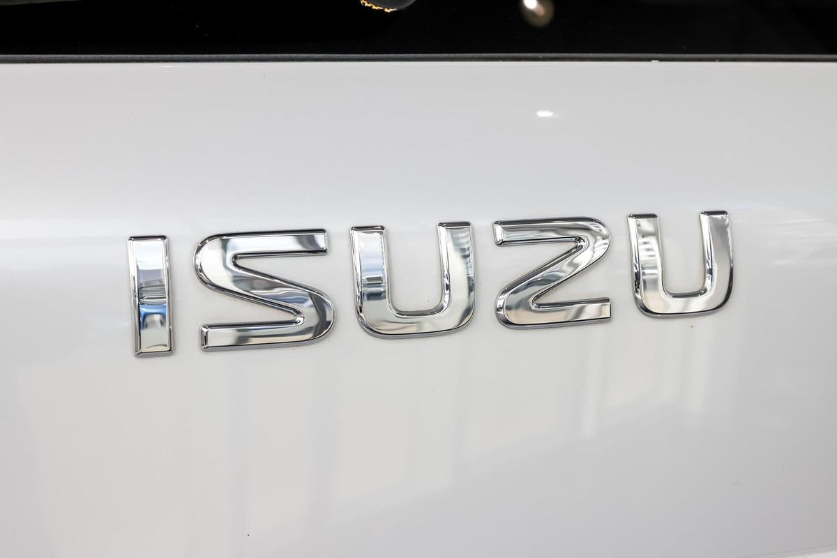 2023 Isuzu MU-X LS-T