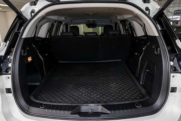 2023 Isuzu MU-X LS-T