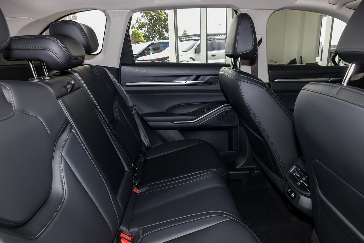2025 GWM Haval H6 Lux B01