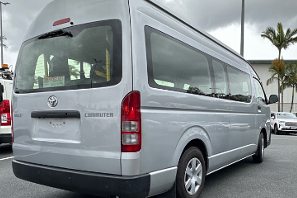 2014 Toyota Hiace Commuter KDH223R