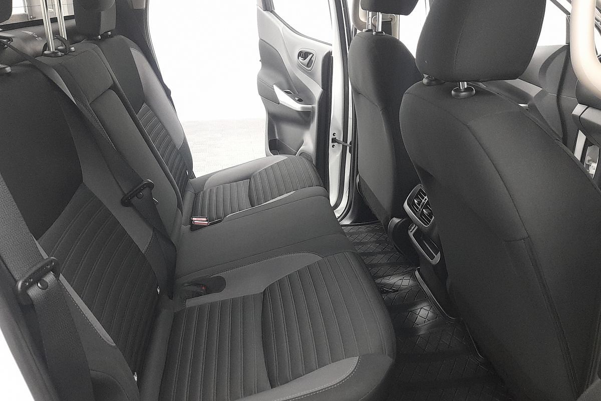 2021 Nissan Navara SL D23 Rear Wheel Drive