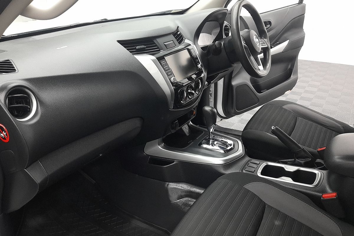 2021 Nissan Navara SL D23 Rear Wheel Drive