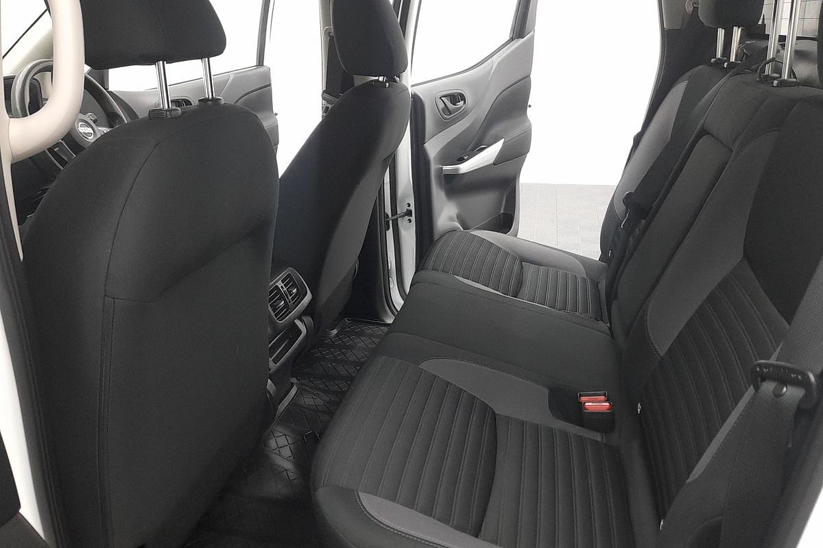2021 Nissan Navara SL D23 Rear Wheel Drive