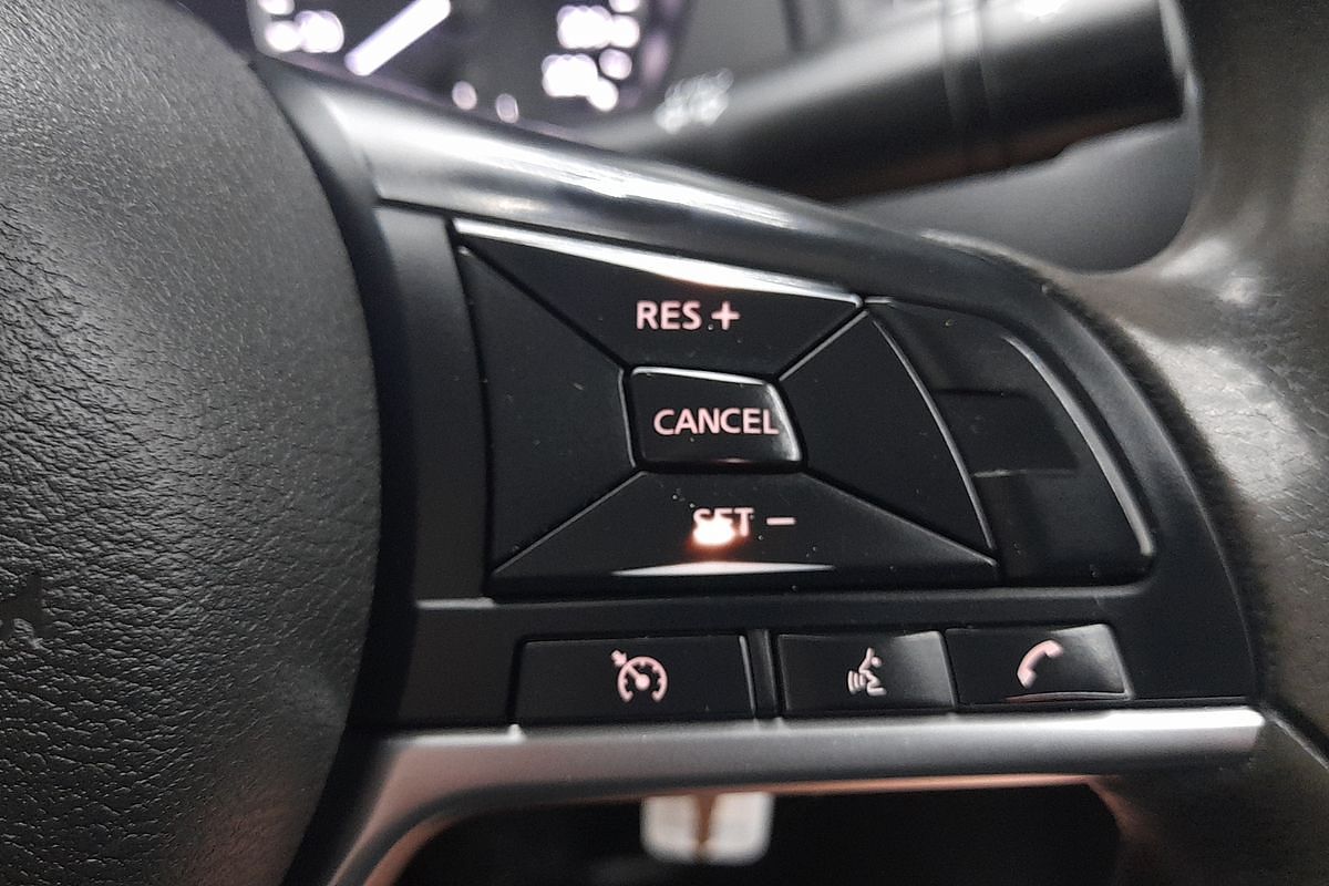 2021 Nissan Navara SL D23 Rear Wheel Drive