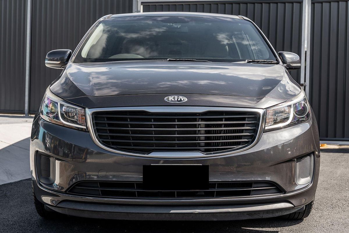 2017 Kia Carnival S YP