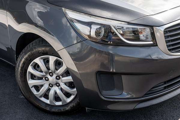 2017 Kia Carnival S YP