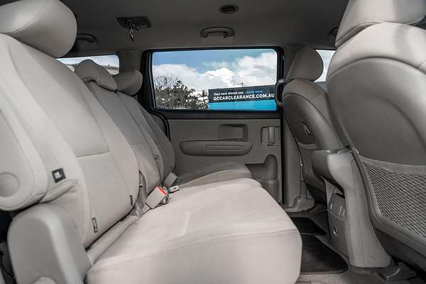 2017 Kia Carnival S YP