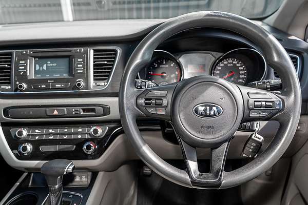 2017 Kia Carnival S YP