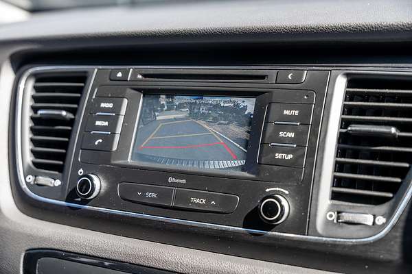 2017 Kia Carnival S YP
