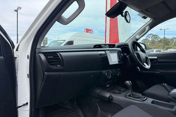 2019 Toyota Hilux Workmate GUN125R 4X4