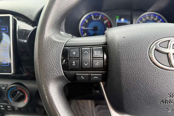 2019 Toyota Hilux Workmate GUN125R 4X4