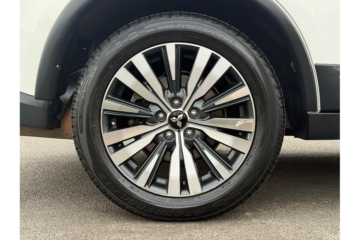 2018 Mitsubishi Outlander ES ADAS ZL