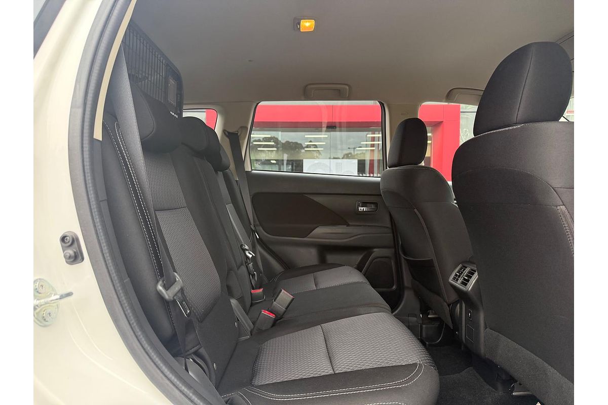 2018 Mitsubishi Outlander ES ADAS ZL