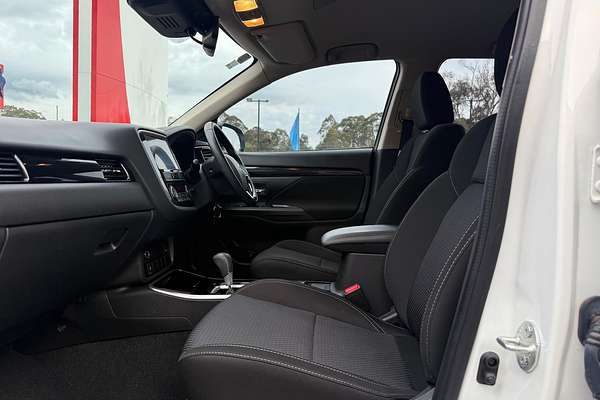 2018 Mitsubishi Outlander ES ADAS ZL