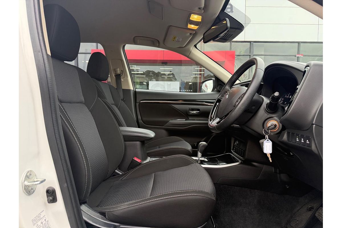 2018 Mitsubishi Outlander ES ADAS ZL