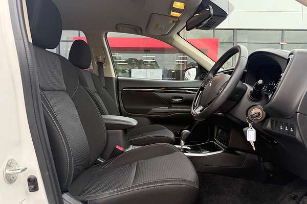 2018 Mitsubishi Outlander ES ADAS ZL