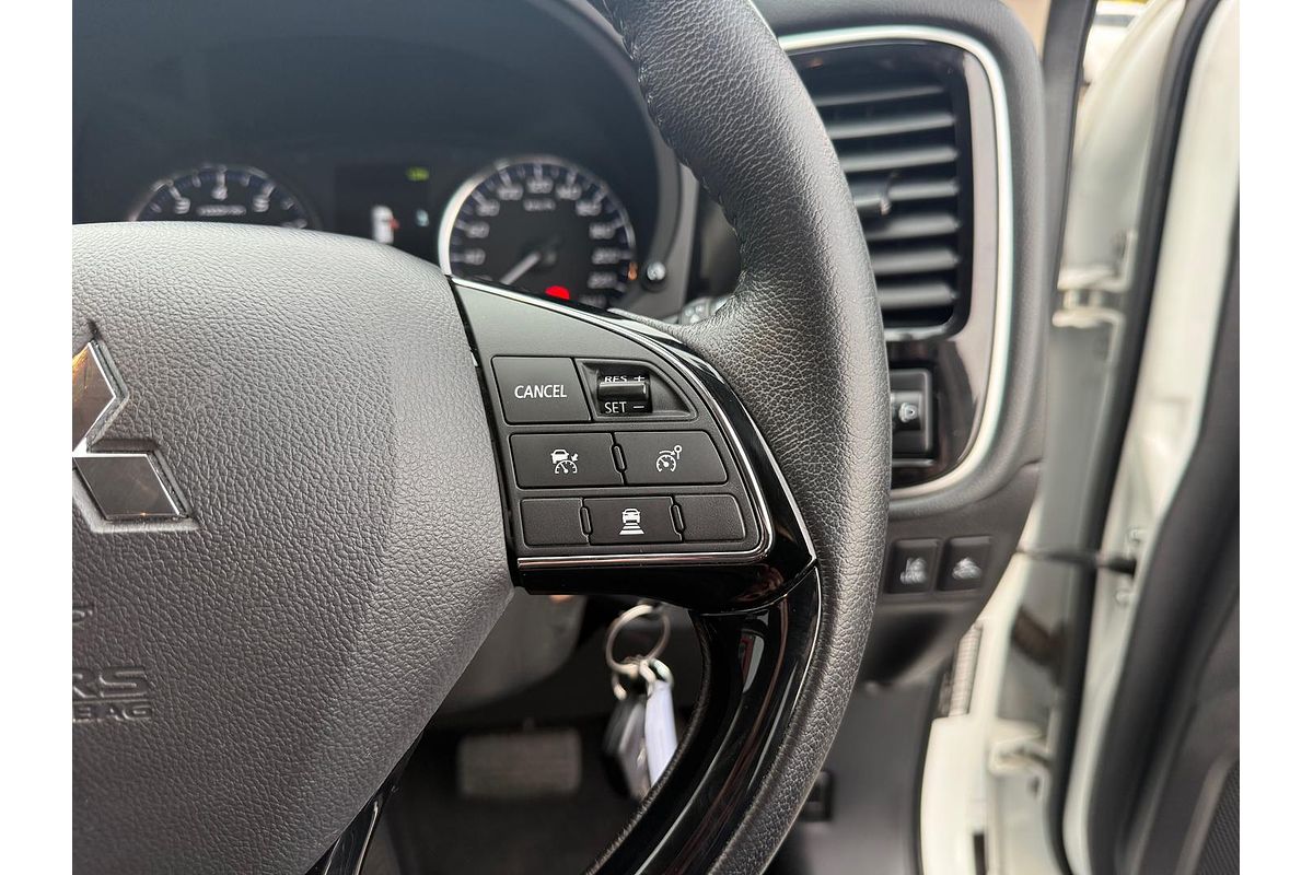 2018 Mitsubishi Outlander ES ADAS ZL