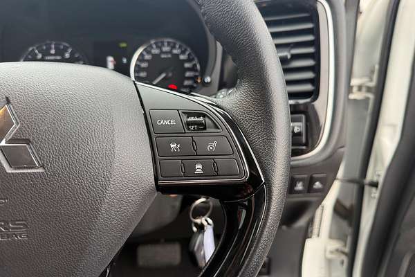 2018 Mitsubishi Outlander ES ADAS ZL