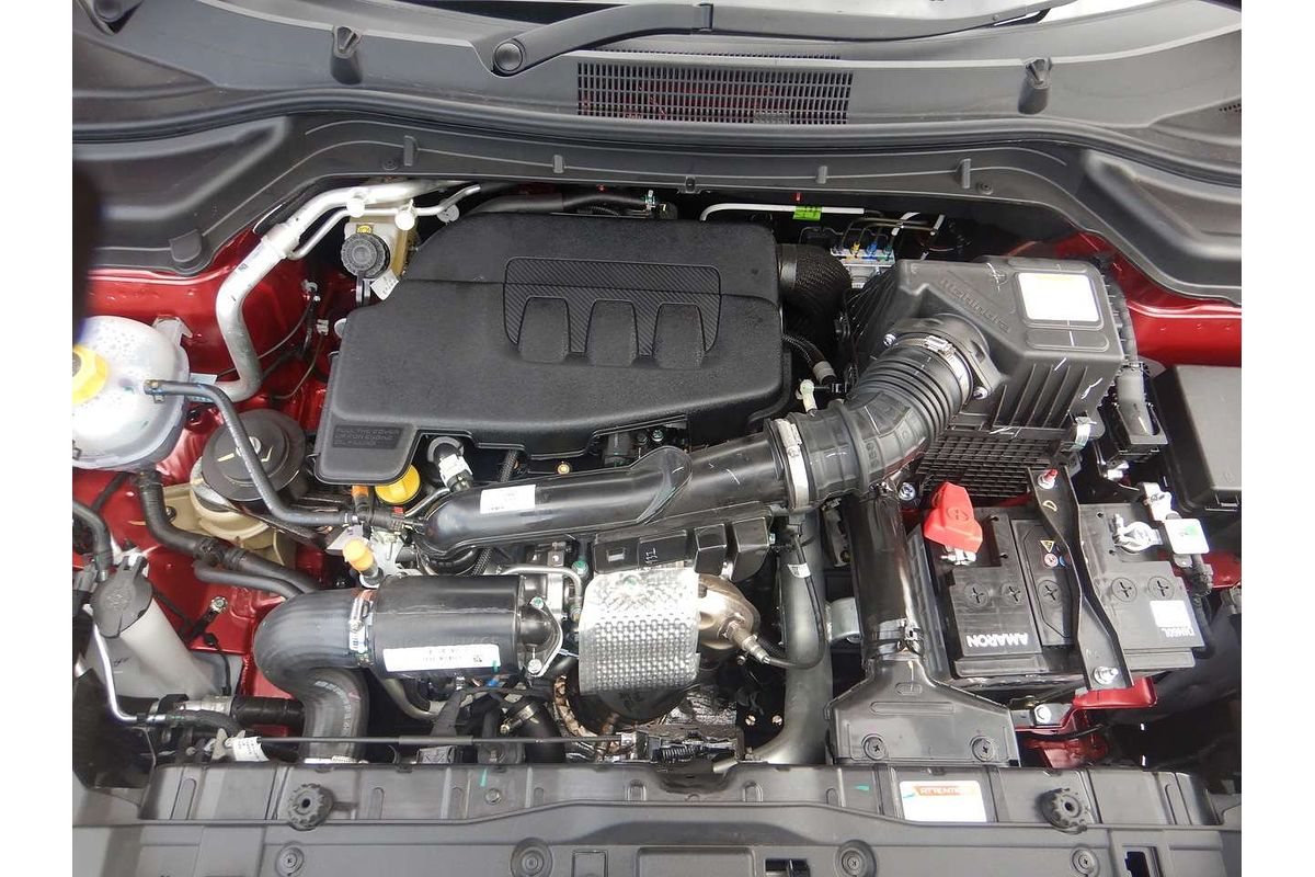 2025 Mahindra XUV3XO AX7L