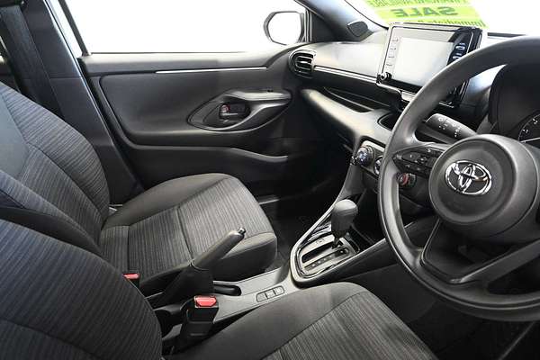 2022 Toyota Yaris Ascent Sport MXPA10R