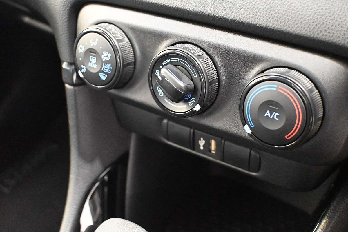 2022 Toyota Yaris Ascent Sport MXPA10R