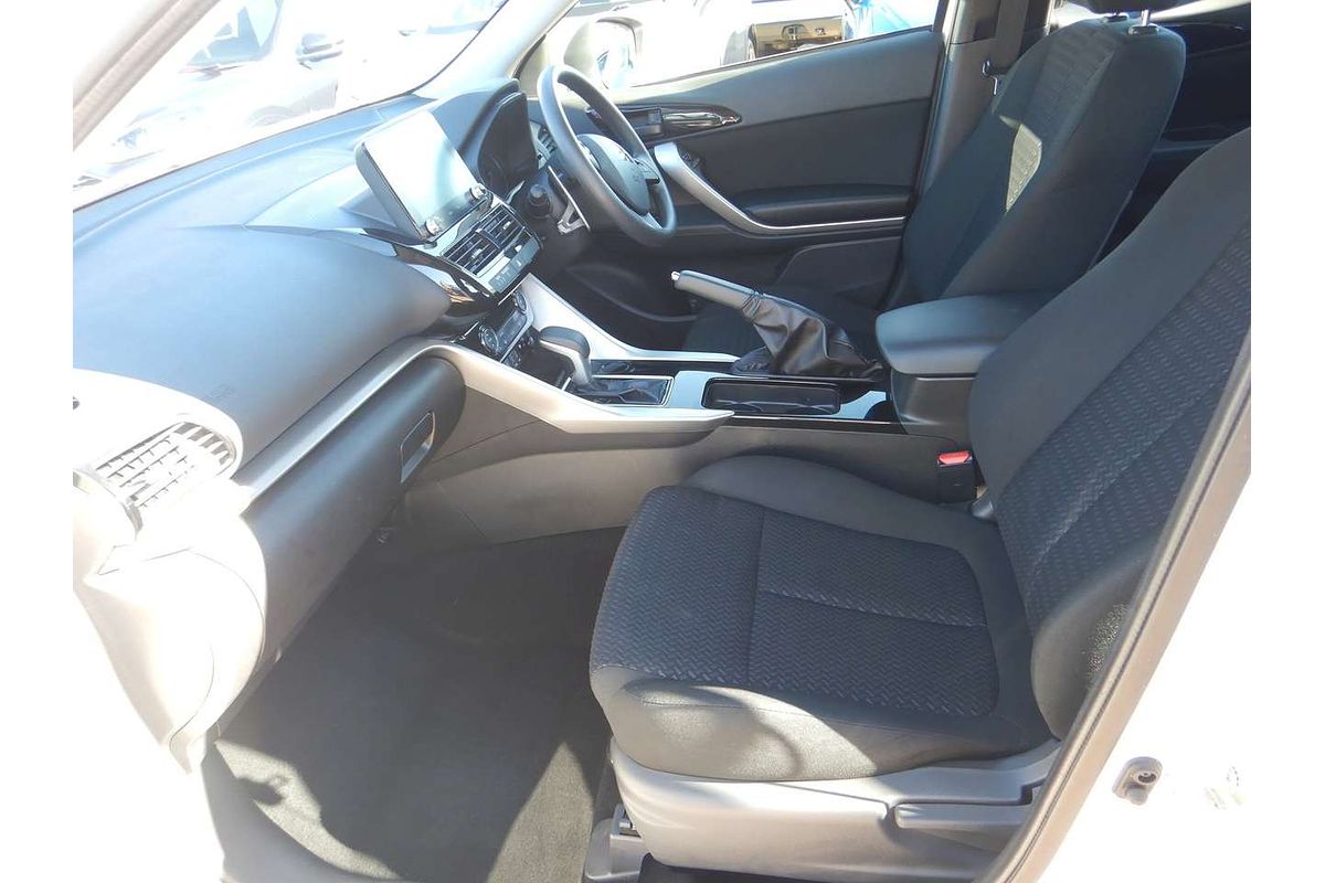2023 Mitsubishi Eclipse Cross ES YB