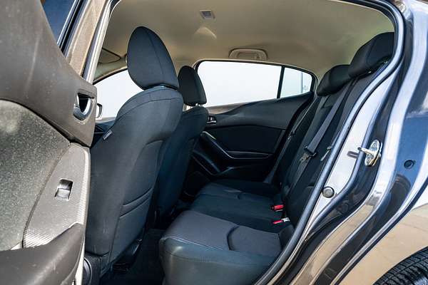 2015 Mazda 3 Sp25 2.5P/6At/Ha/5Dr