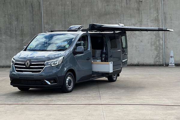 2025 Renault Trafic Premium, Road Yacht Free Camp
