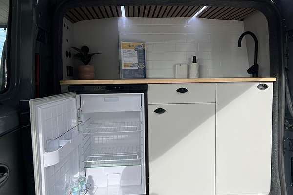 2025 Renault Trafic Premium, Road Yacht Free Camp