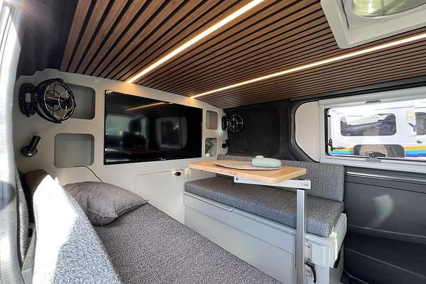 2025 Renault Trafic Premium, Road Yacht Free Camp