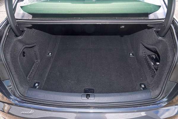 2018 Audi A4 40 TFSI S line B9