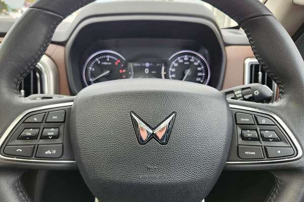 2023 Mahindra Scorpio Z8