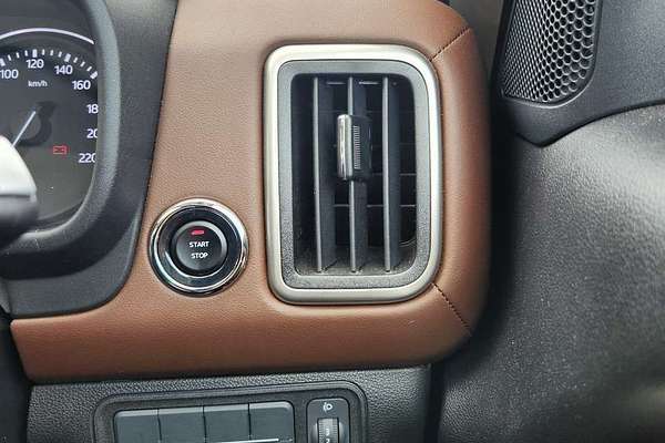 2023 Mahindra Scorpio Z8