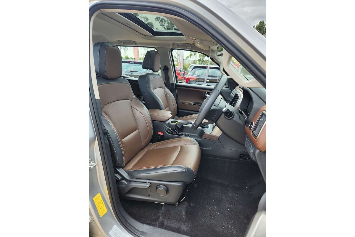 2023 Mahindra Scorpio Z8