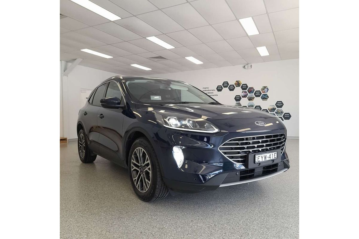 2022 Ford Escape ZH