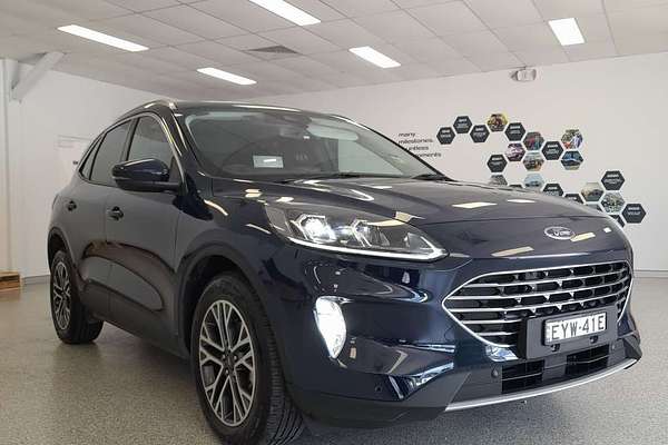 2022 Ford Escape ZH